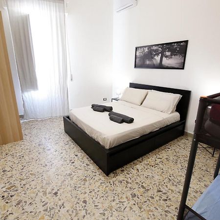 Center Apartment Catánia Buitenkant foto