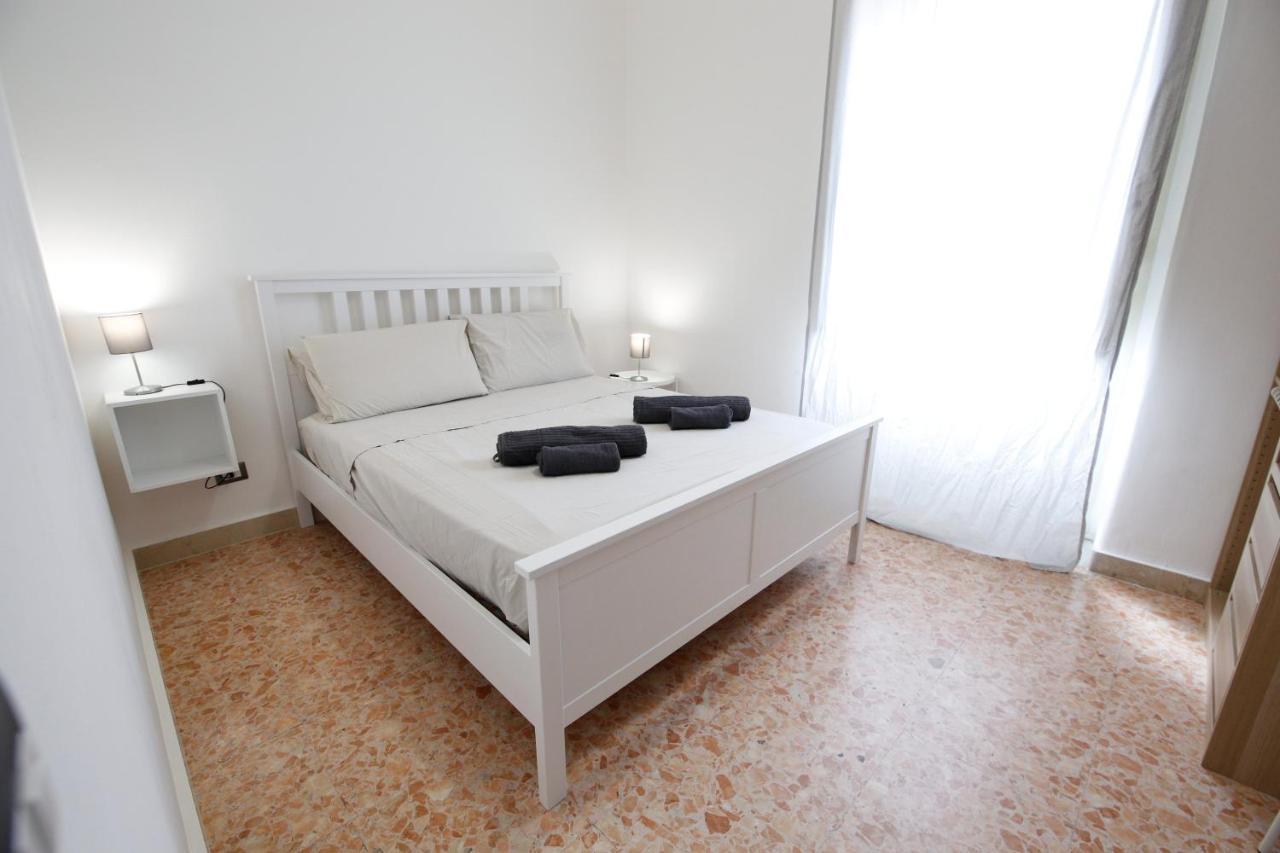 Center Apartment Catánia Buitenkant foto